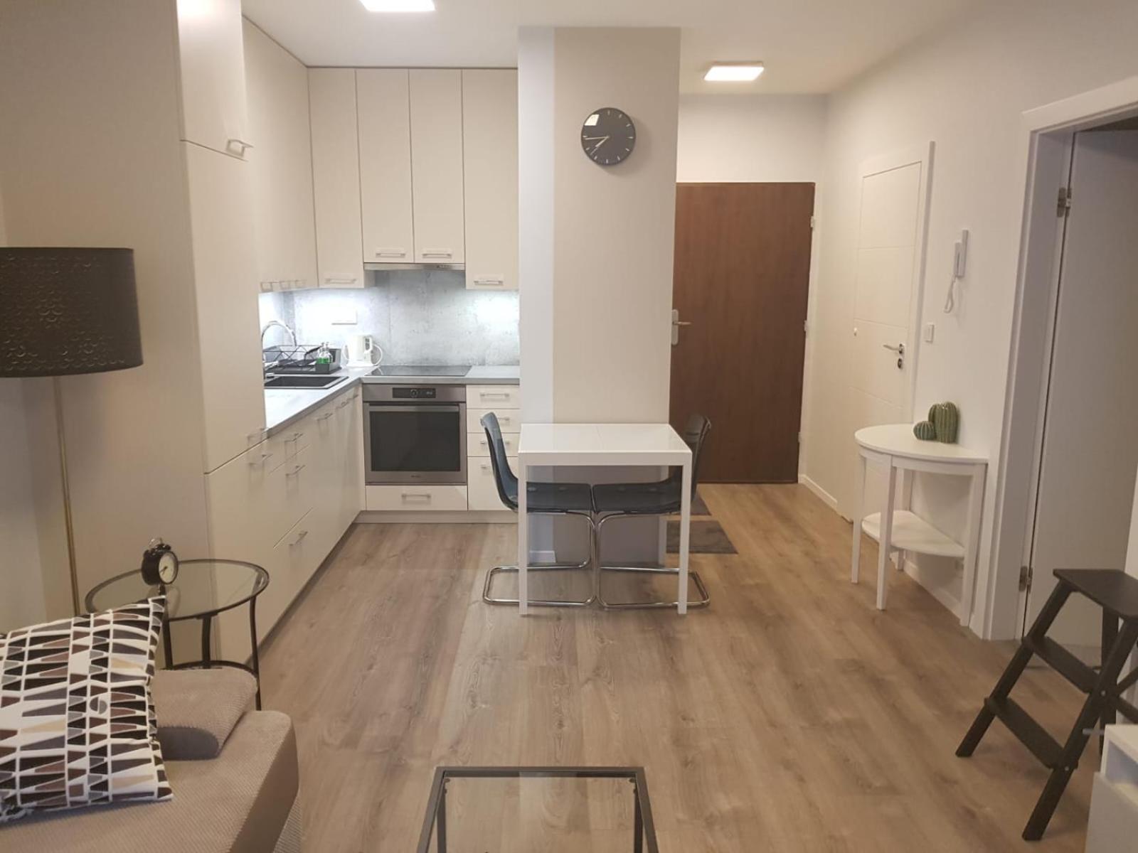 Modern Apartment Near To The Chopin'S Airport Cybernetyki 2A Varsovie Extérieur photo